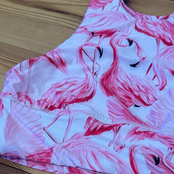 NWT Yoga Democracy Pink Flamingo Free Range Sports Bra Large Ready To Flamingle - Picture 5 of 10